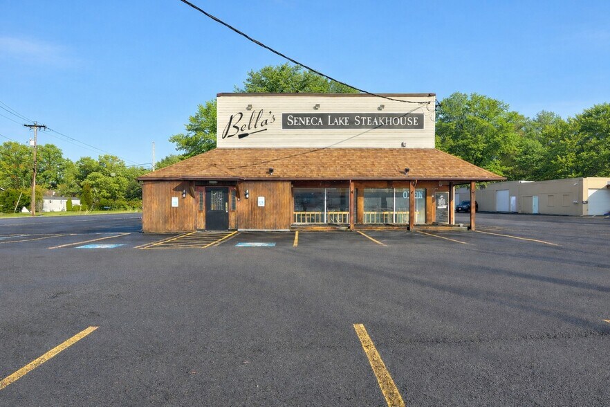 Primary Photo Of 369 Waterloo Geneva Rd, Waterloo Town Restaurant For Sale
