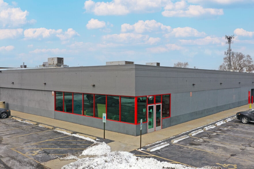 More Photos Of 1501-1527 W North Ave, Melrose Park Unknown For Lease