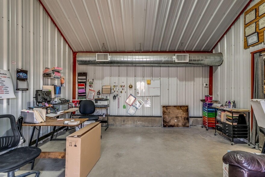 More Photos Of 1456 Main st, Jacksboro Specialty For Sale