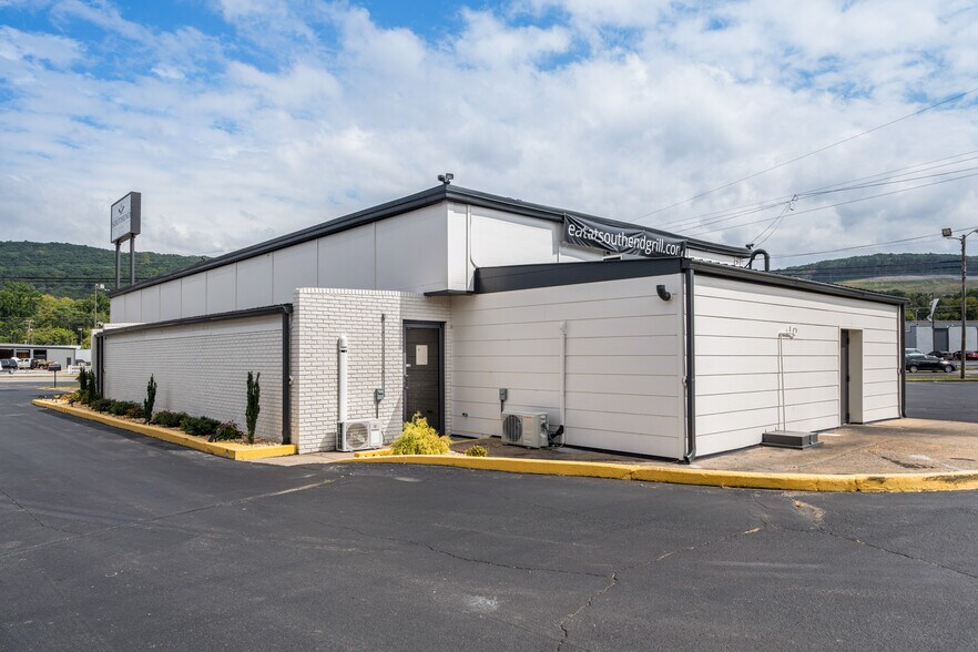 More Photos Of 1106 Gault Ave S, Fort Payne Fast Food For Lease