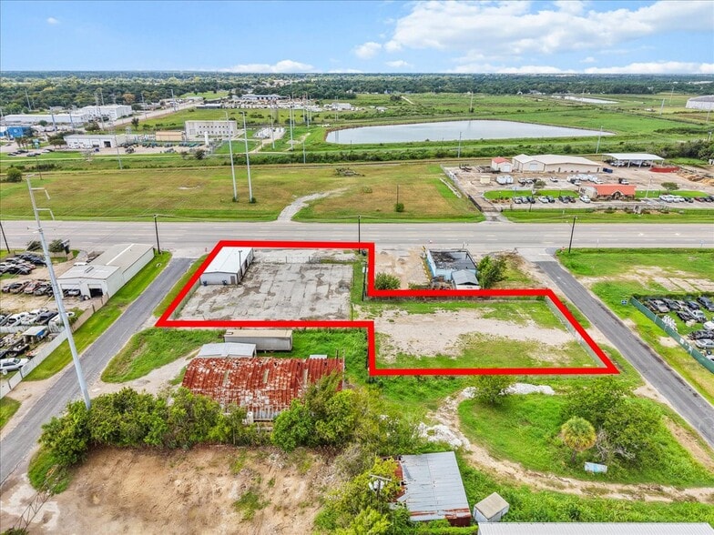 More Photos Of 230 Highway 146 S, Texas City Auto Dealership For Sale