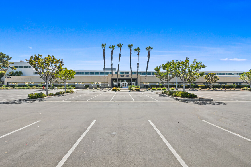 Primary Photo Of 2701 S Harbor Blvd, Santa Ana Warehouse For Lease