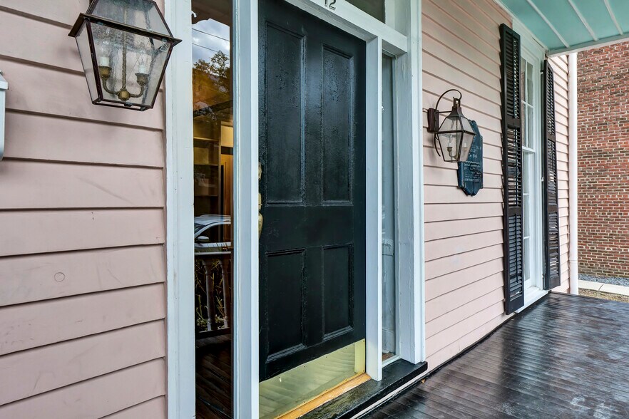 More Photos Of 12 N 5th Ave, Wilmington Office Residential For Sale