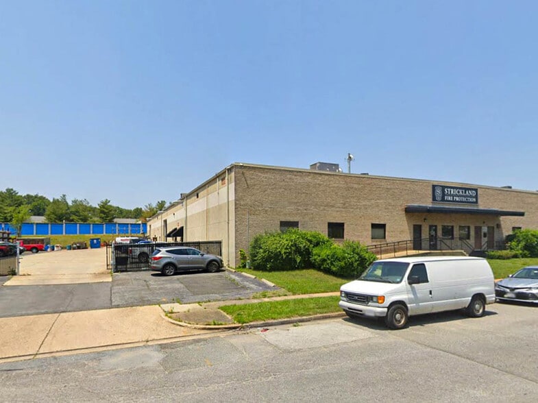 Primary Photo Of 4001-4011 Penn Belt Pl, Forestville Warehouse For Sale