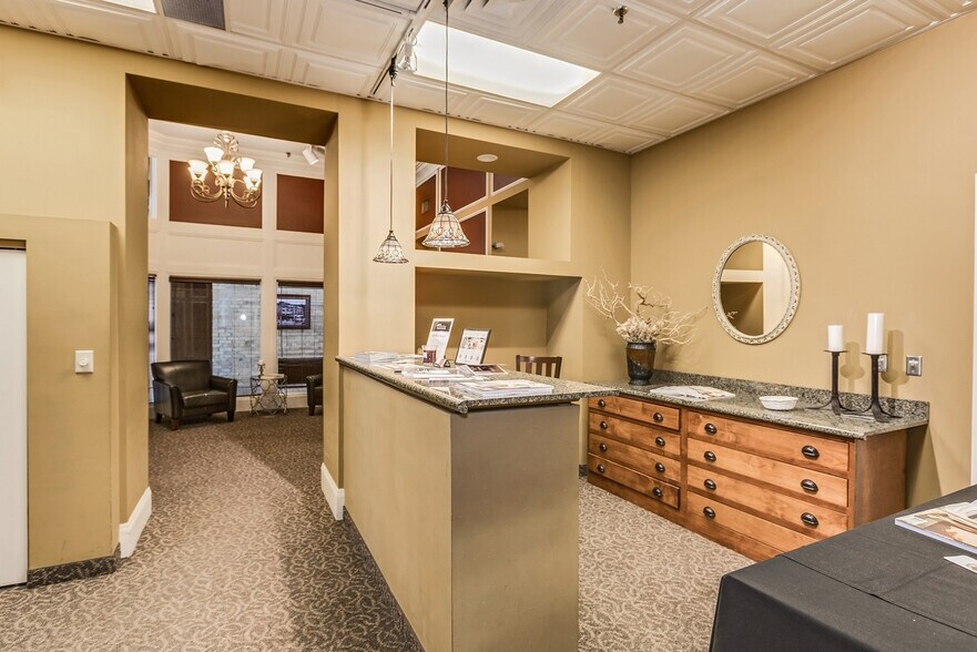 More Photos Of 413 Wacouta St, Saint Paul Office Residential For Lease