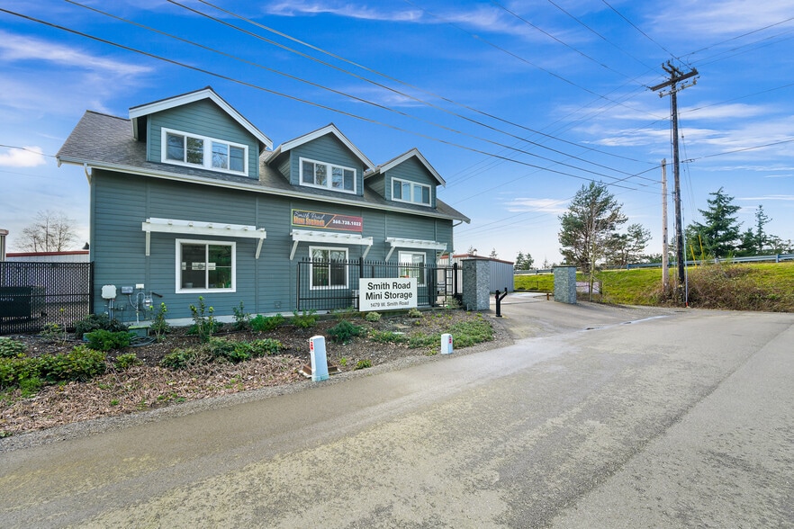 More Photos Of 1479 W Smith Rd, Ferndale Self Storage For Sale