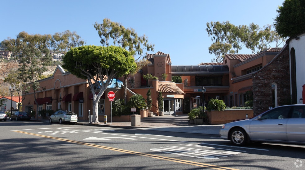 Primary Photo Of 361-381 Forest Ave, Laguna Beach Storefront Retail Office For Lease