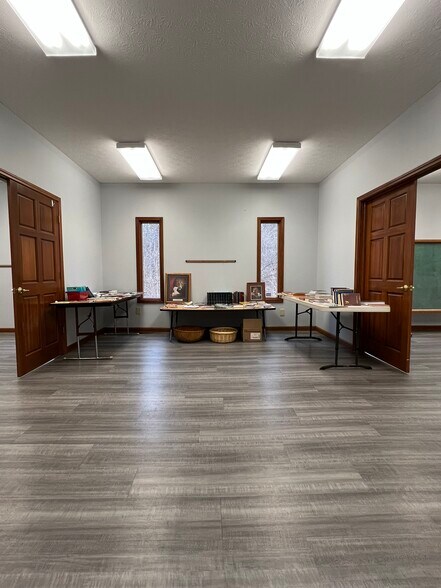 More Photos Of 5150 Moller Rd, Indianapolis Specialty For Sale