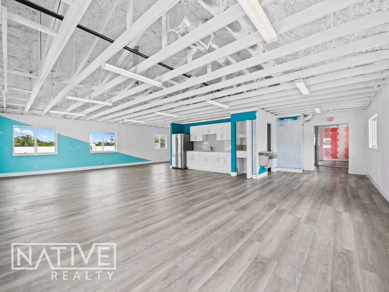 More Photos Of 702-704 NE 1st Ave, Fort Lauderdale Restaurant For Sale