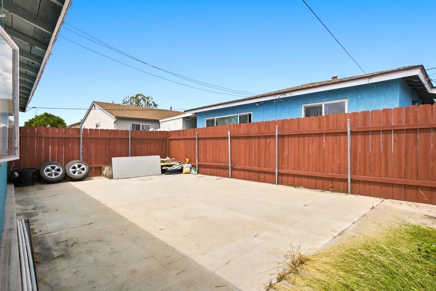 More Photos Of 1185 Georgia St, Imperial Beach Multifamily For Sale