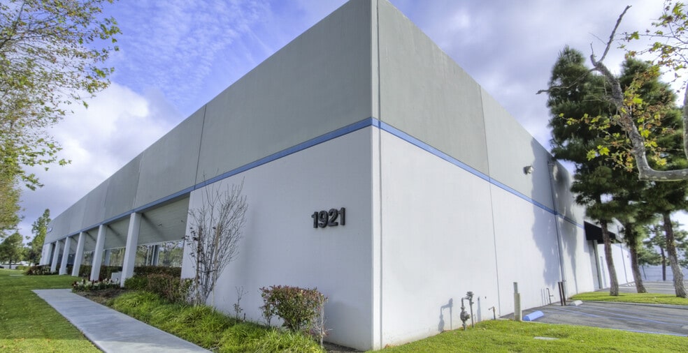 More Photos Of 1919-1921 Alton Pky, Irvine Warehouse For Sale