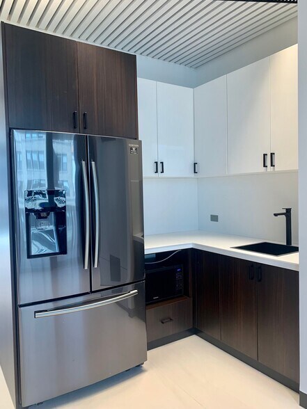 More Photos Of 44 W 37th St, New York Office For Lease