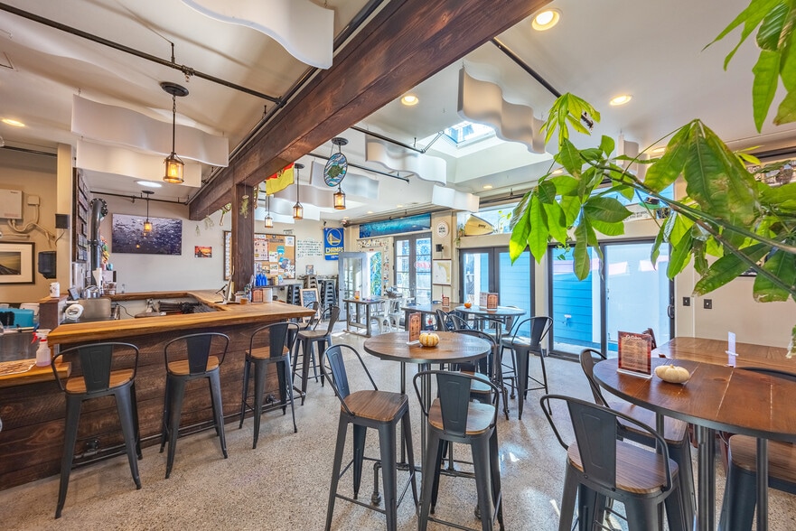 More Photos Of 313-323 Princeton Ave, Half Moon Bay Service For Sale