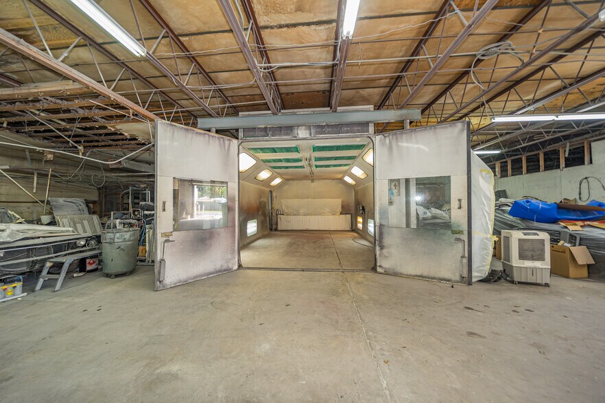 More Photos Of 1018 Orange St, Titusville Warehouse For Sale