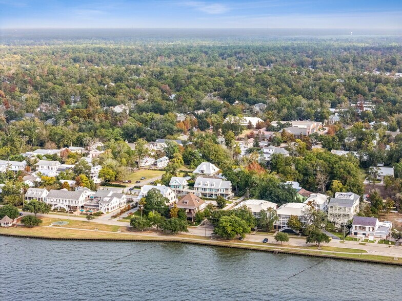 More Photos Of 124 Lafitte St, Mandeville Hospitality For Sale