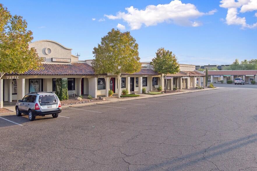More Photos Of 7119-7125 E Sahuaro Dr, Scottsdale Storefront For Lease