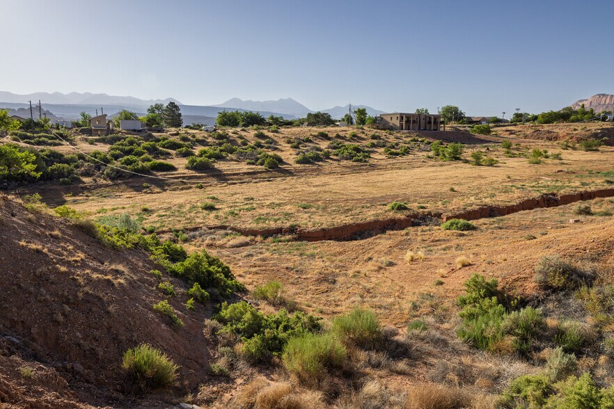 More Photos Of 1880 Skyline Dr, Moab Land For Sale