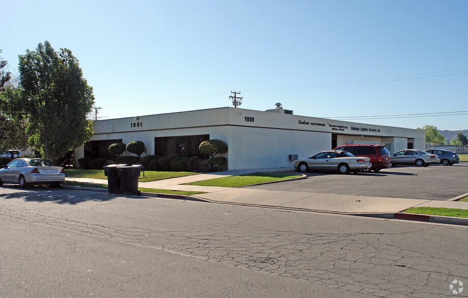 Primary Photo Of 1001 E Morton Pl, Hemet Office For Lease