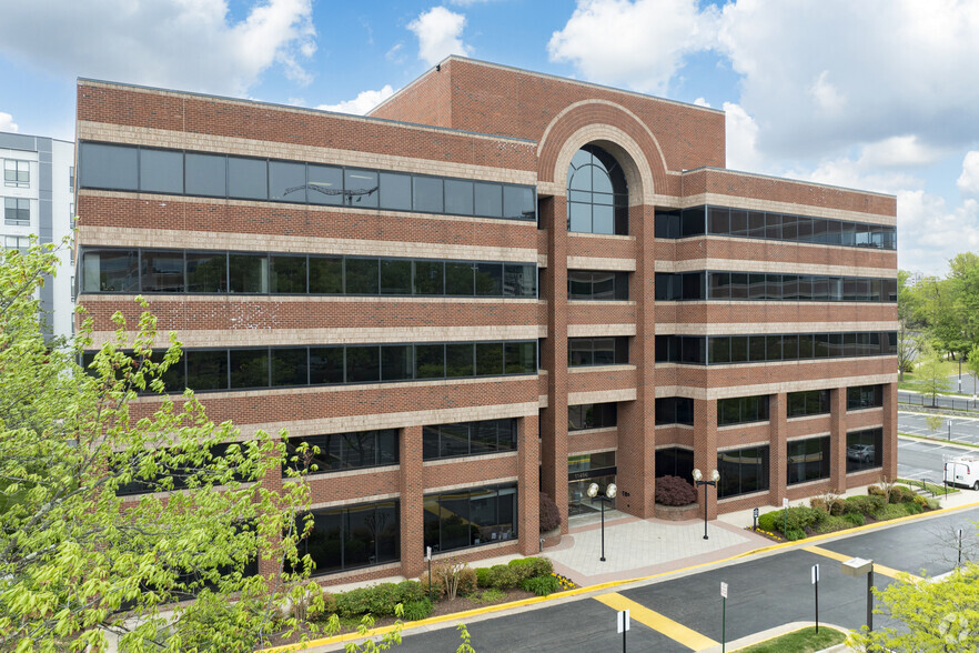 More Photos Of 11490 Commerce Park Dr, Reston Loft Creative Space For Sale