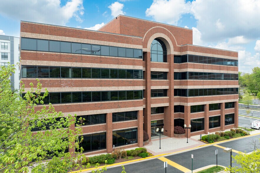 More Photos Of 11490 Commerce Park Dr, Reston Office For Lease