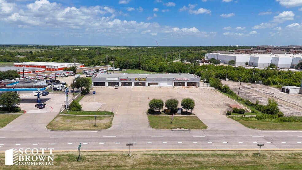 More Photos Of 2455 E Highway 121, Lewisville Storefront For Lease