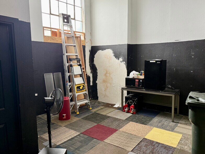 More Photos Of 623-627 Cumberland St, Lebanon Storefront Retail Residential For Lease