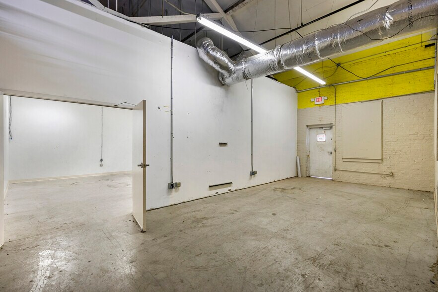 More Photos Of 200 E 2nd Ave, Rome Warehouse For Lease