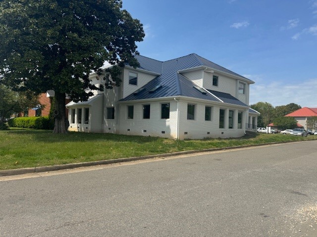 More Photos Of 13356 Midlothian Tpke, Midlothian Office For Lease