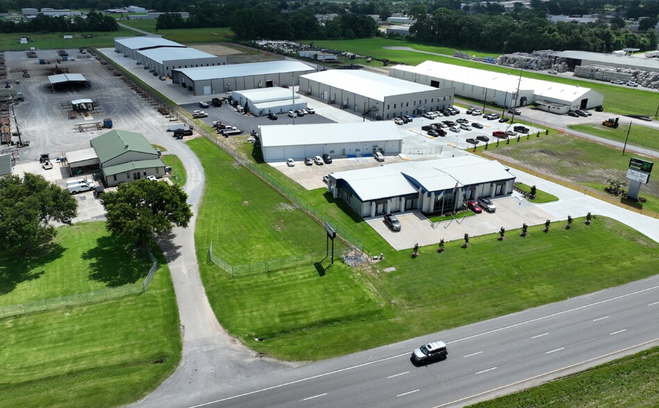 Primary Photo Of 3735 Highway 90 E, Broussard Manufacturing For Sale