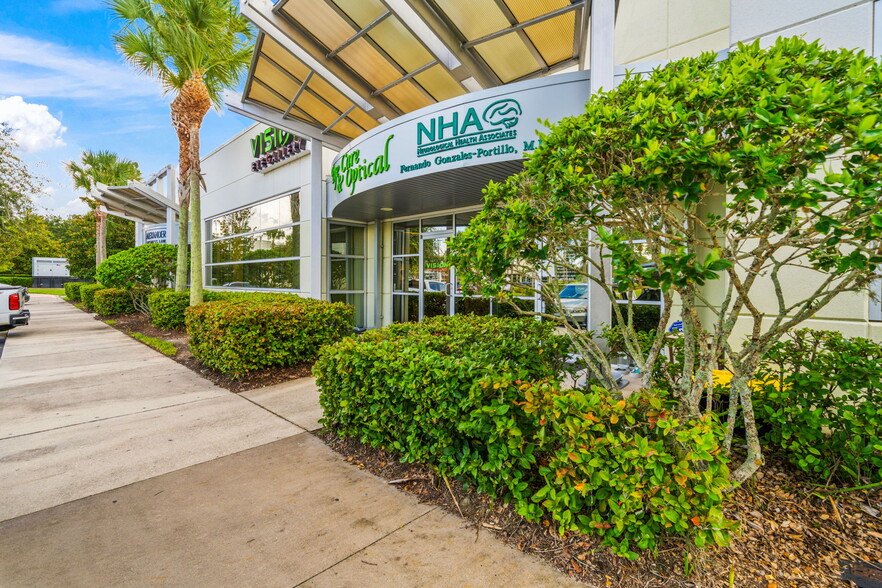 Primary Photo Of 11602 Lake Underhill Rd, Orlando Flex For Sale