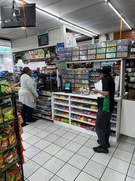 More Photos Of 1127 Broadway, Farmingdale Service Station For Sale