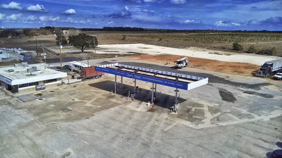 More Photos Of 16311 Highway 27, Lake Wales Service Station For Sale