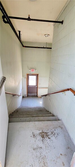 More Photos Of , Yates Center Multifamily For Sale