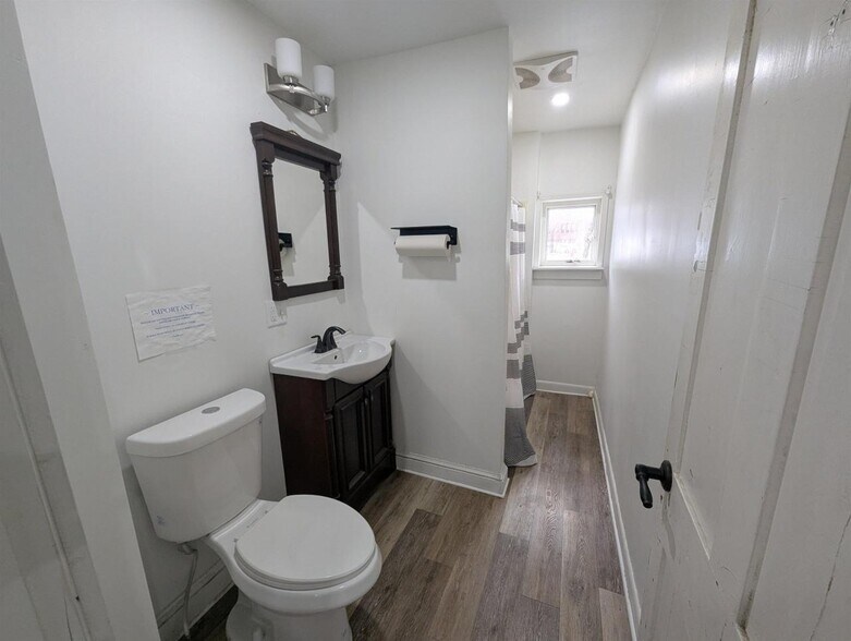 More Photos Of 623 Concord Ave, Saint Johnsbury Office For Lease