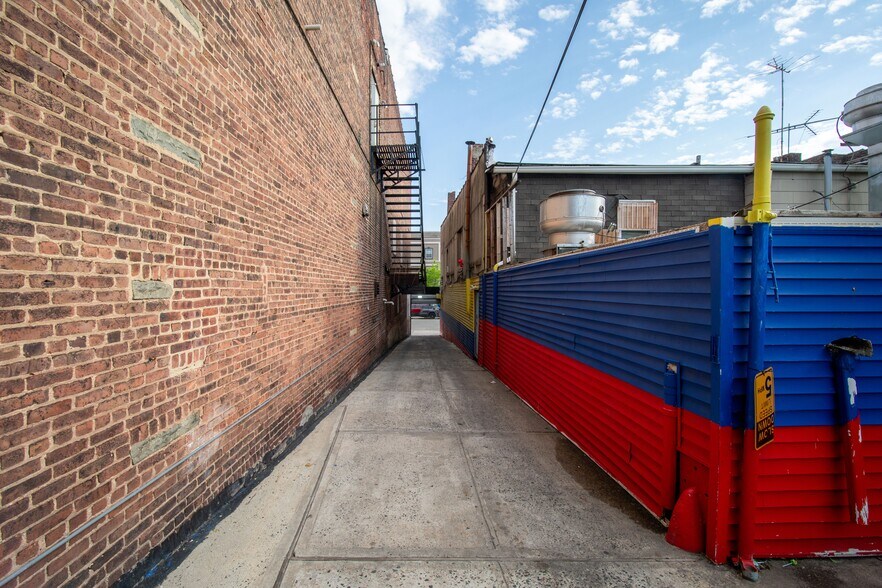 More Photos Of 1129 Elizabeth Ave, Elizabeth Storefront Retail Residential For Sale