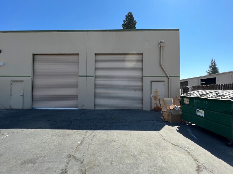 More Photos Of 3250 Monier Cir, Rancho Cordova Manufacturing For Lease
