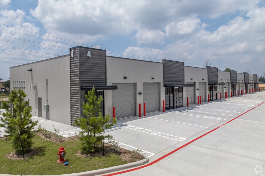 More Photos Of 22525 Hufsmith - Kohrville Rd, Tomball Flex For Lease