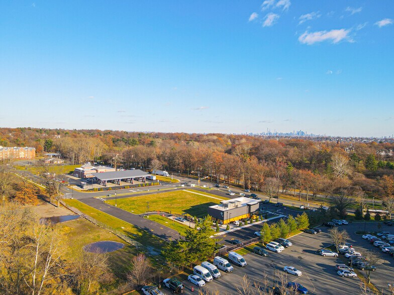 More Photos Of 11 Franklin Ave, Belleville Land For Lease