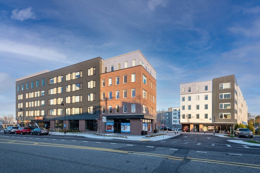 More Photos Of 39 Trotter Rd, Weymouth Apartments For Lease