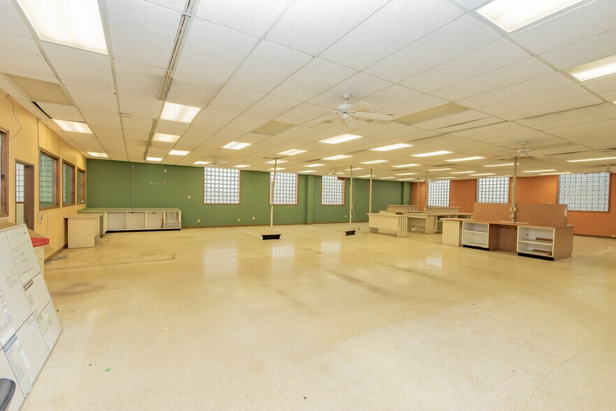 More Photos Of 201 N Jefferson St, Kittanning Medical For Sale