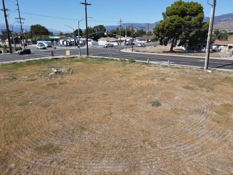 More Photos Of 6909 Victoria Ave, Highland General Retail For Lease