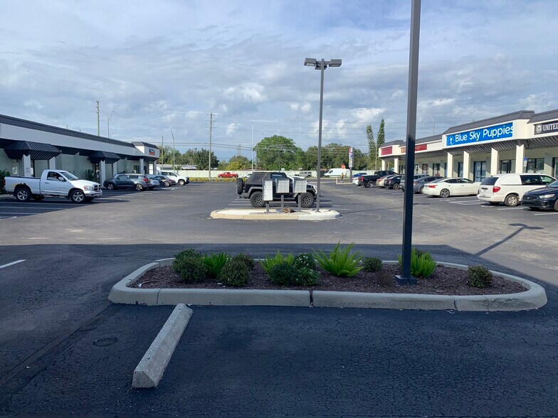 More Photos Of 6160-6170 Ulmerton Rd, Clearwater Unknown For Lease