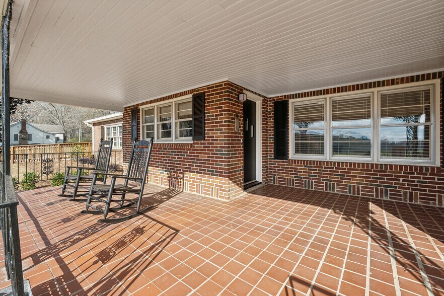 More Photos Of 5615 Cumming Hwy, Canton General Retail For Sale