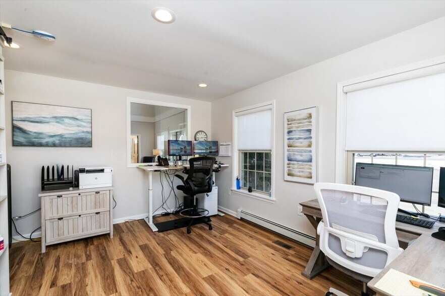 More Photos Of 3201 Lafayette Rd, Portsmouth Office For Sale