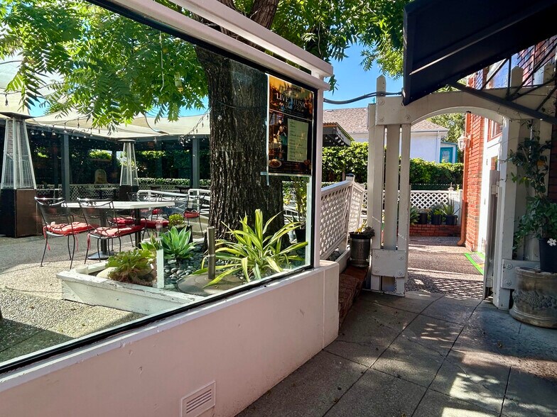 More Photos Of 11 G St, San Rafael General Retail For Sale
