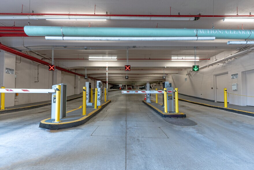 More Photos Of 210 W Pennsylvania Ave, Towson Office For Lease
