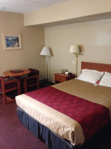 More Photos Of 1030 Arsenal St, Watertown Hotel For Sale