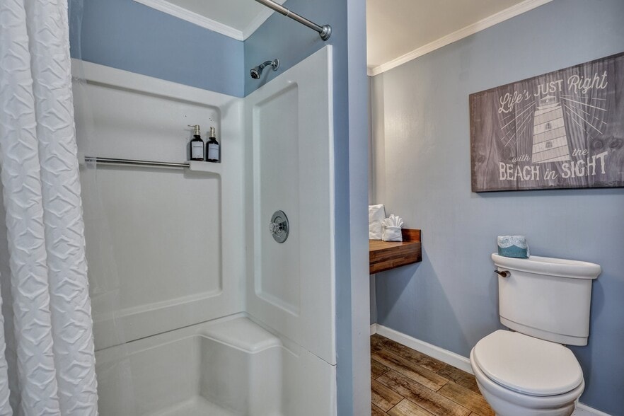 More Photos Of 24 Van Horne Ave, Tybee Island Hospitality For Sale