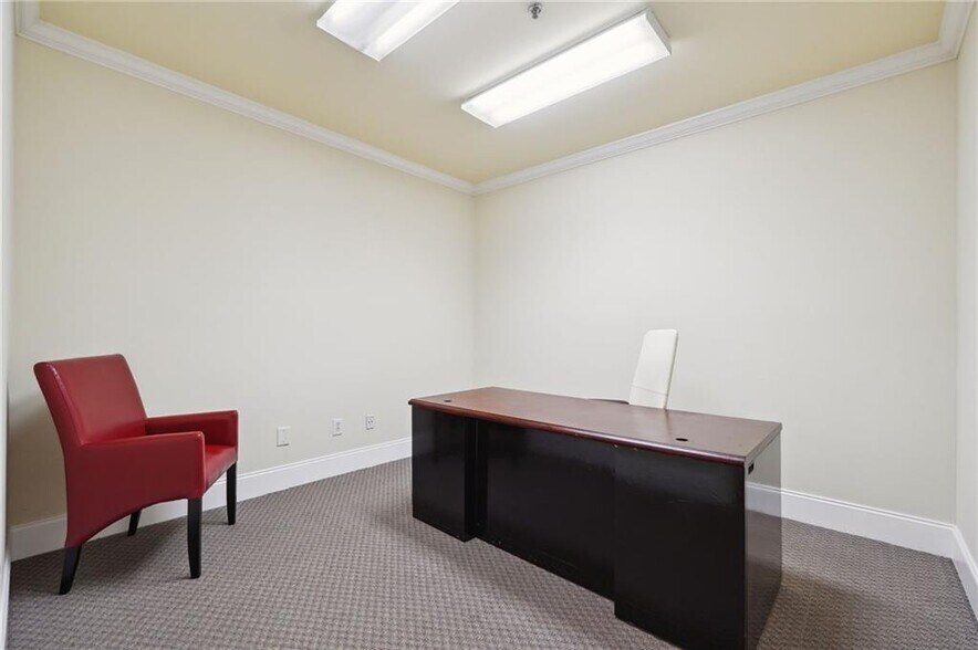 More Photos Of 11785 Northfall Ln, Alpharetta Medical For Lease