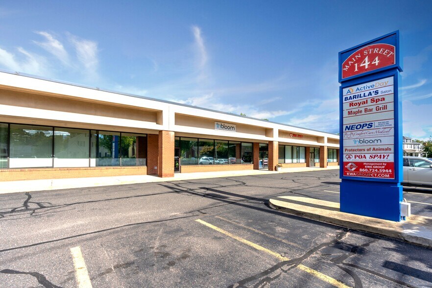 More Photos Of 144 Main St, East Hartford Storefront For Lease